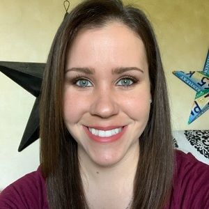 Meet your Posher, Kellie